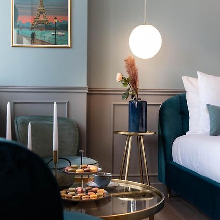 The Parisian Blue Eiffel Tower Apartman Kültér fotó